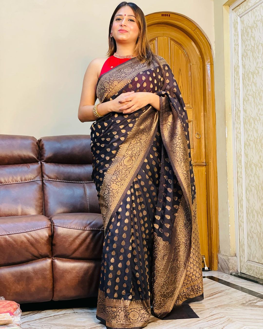 Unforgettable Black Soft Silk Saree With Lovely Blouse Piece