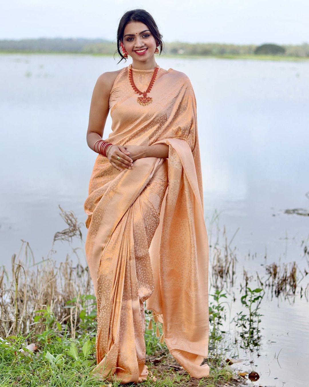 Enthusiastic Beige Soft Silk Saree With Sunshiney Blouse Piece