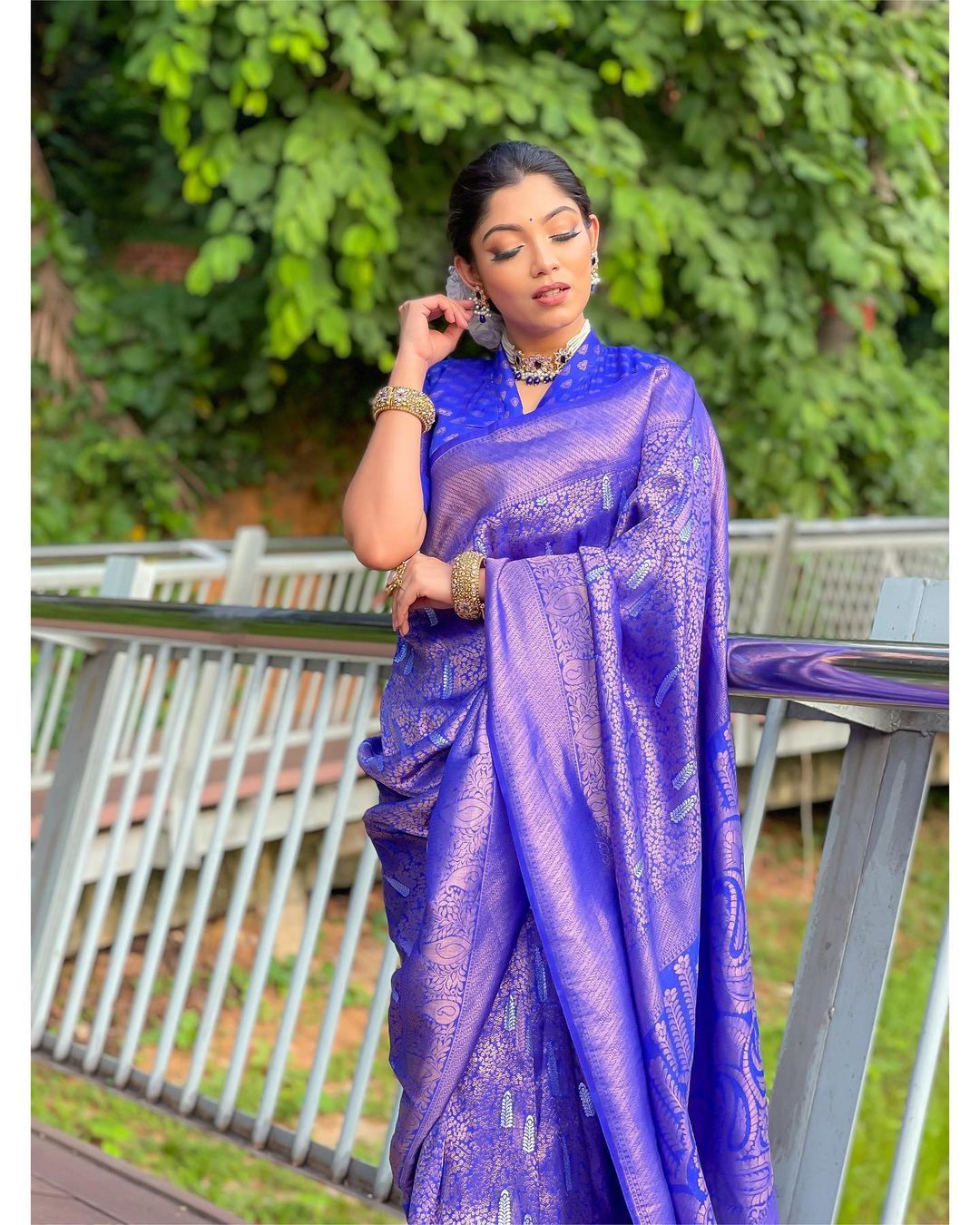 Dissemble Blue Soft Silk Saree With Beleaguer Blouse Piece