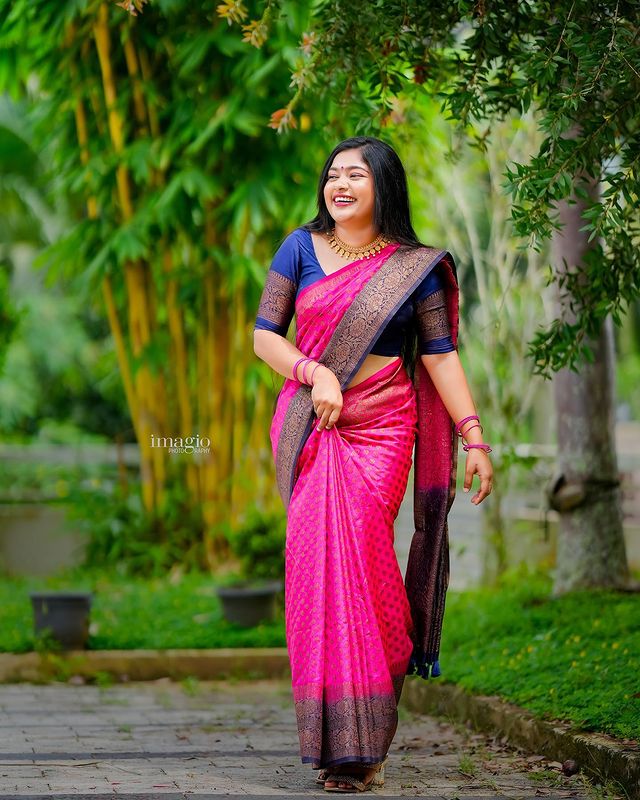 Opulent Pink Soft Silk Saree With Effervescent Blouse Piece