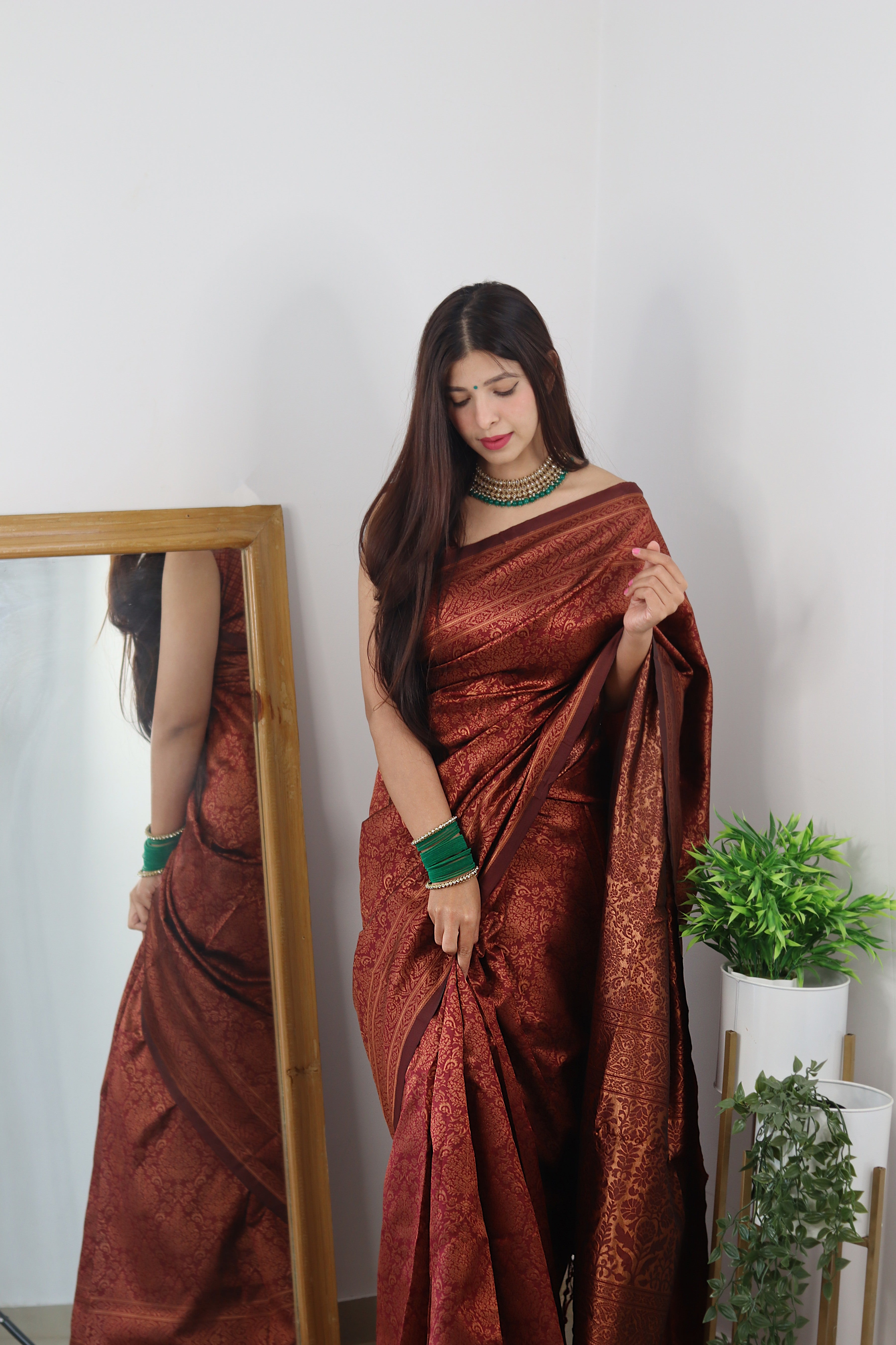 Symmetrical Maroon Soft Silk Saree With Panoply Blouse Piece