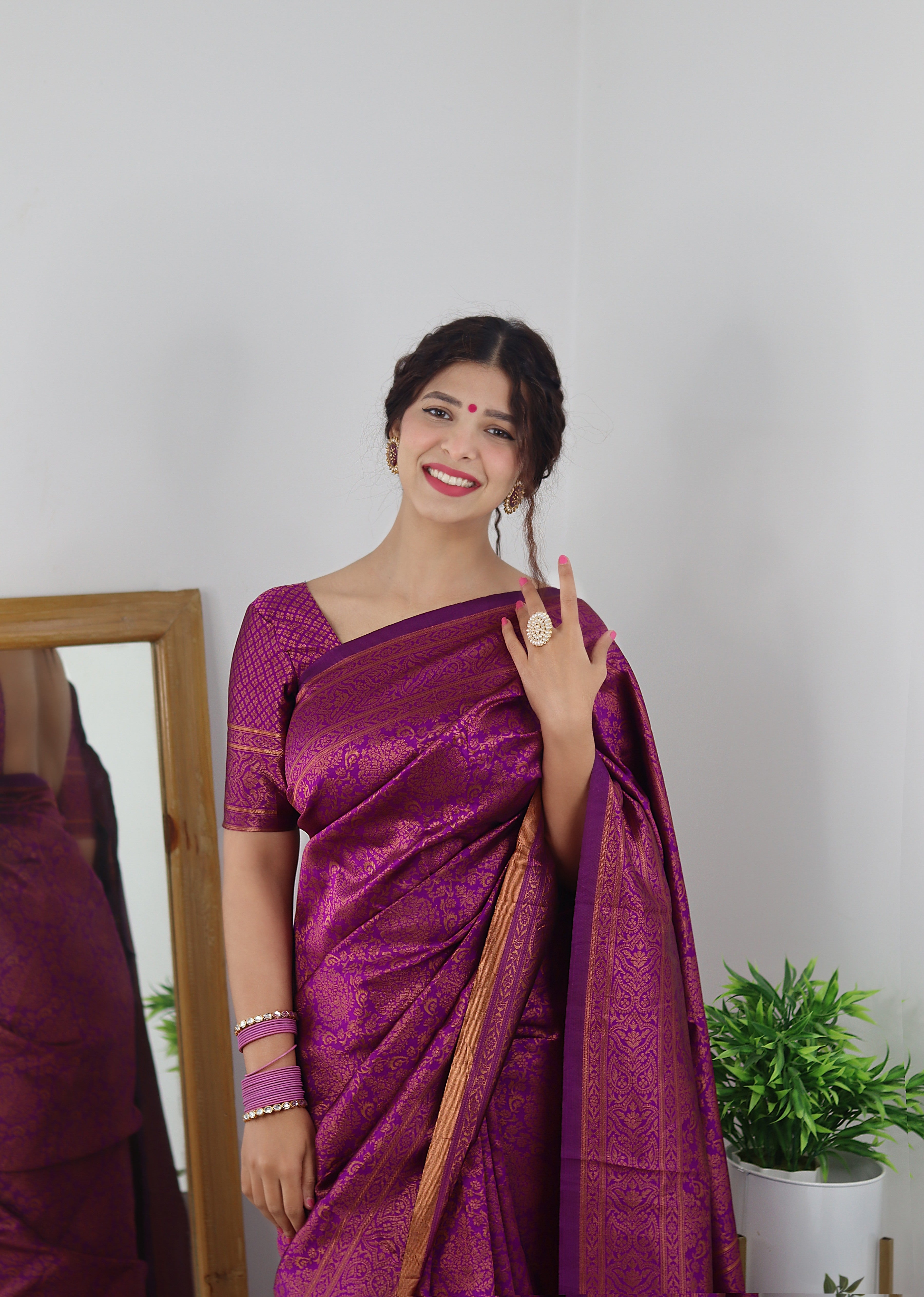 Delectable Purple Soft Silk Saree With Felicitous Blouse Piece