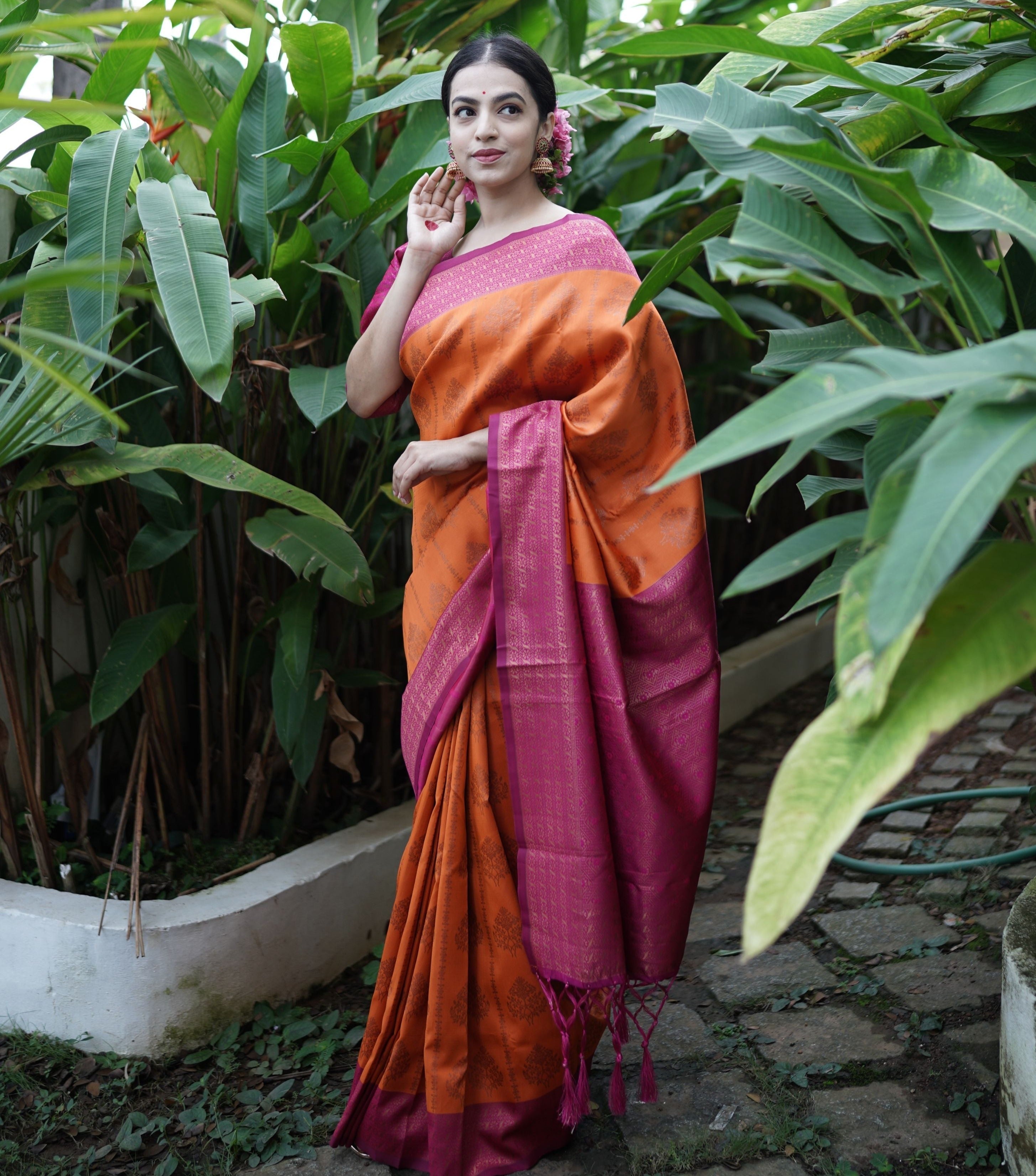 Alluring Orange Banarasi Silk Saree With Caressing Blouse Piece
