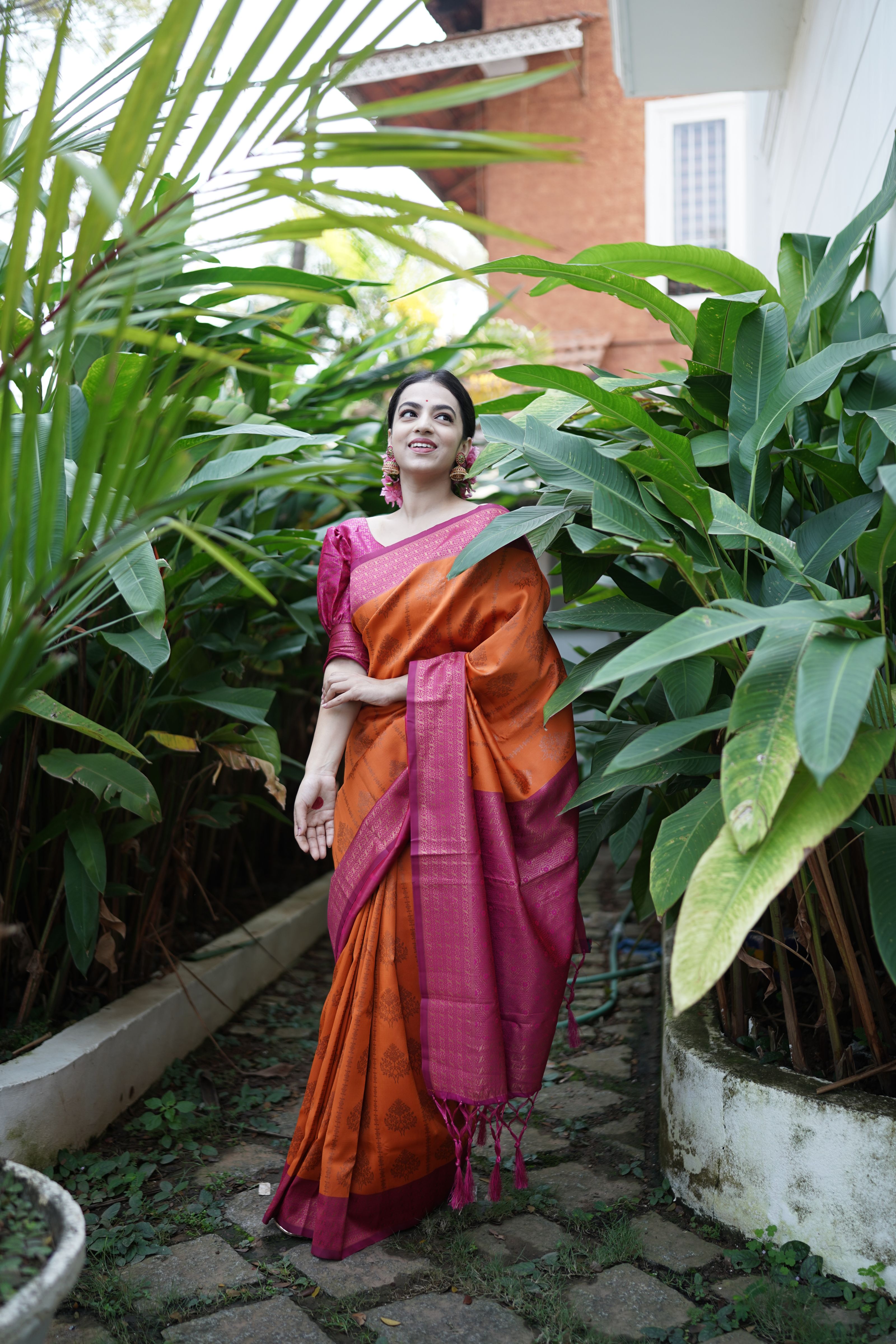 Alluring Orange Banarasi Silk Saree With Caressing Blouse Piece
