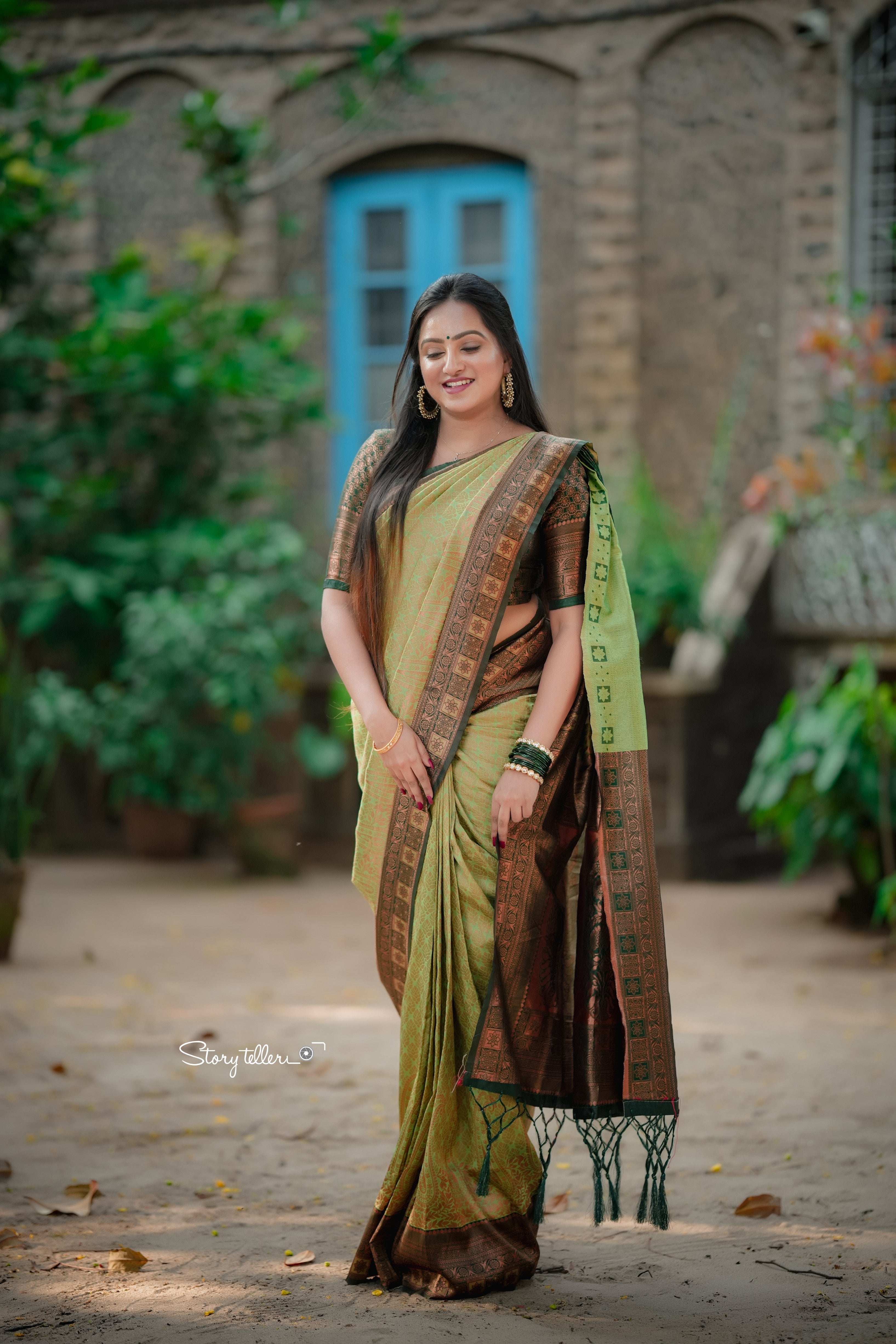 Melodious Green Soft Silk Saree With Impressive Blouse Piece