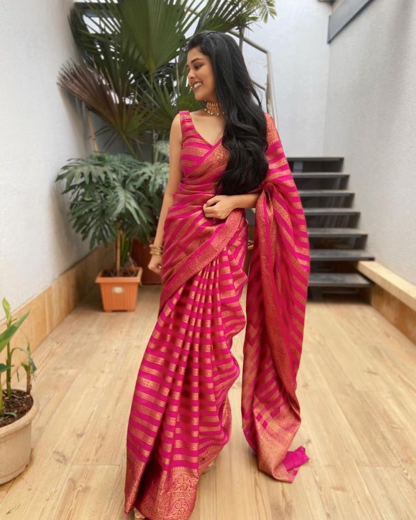 Exuberant Pink Soft Silk Saree With Prodigal Blouse Piece