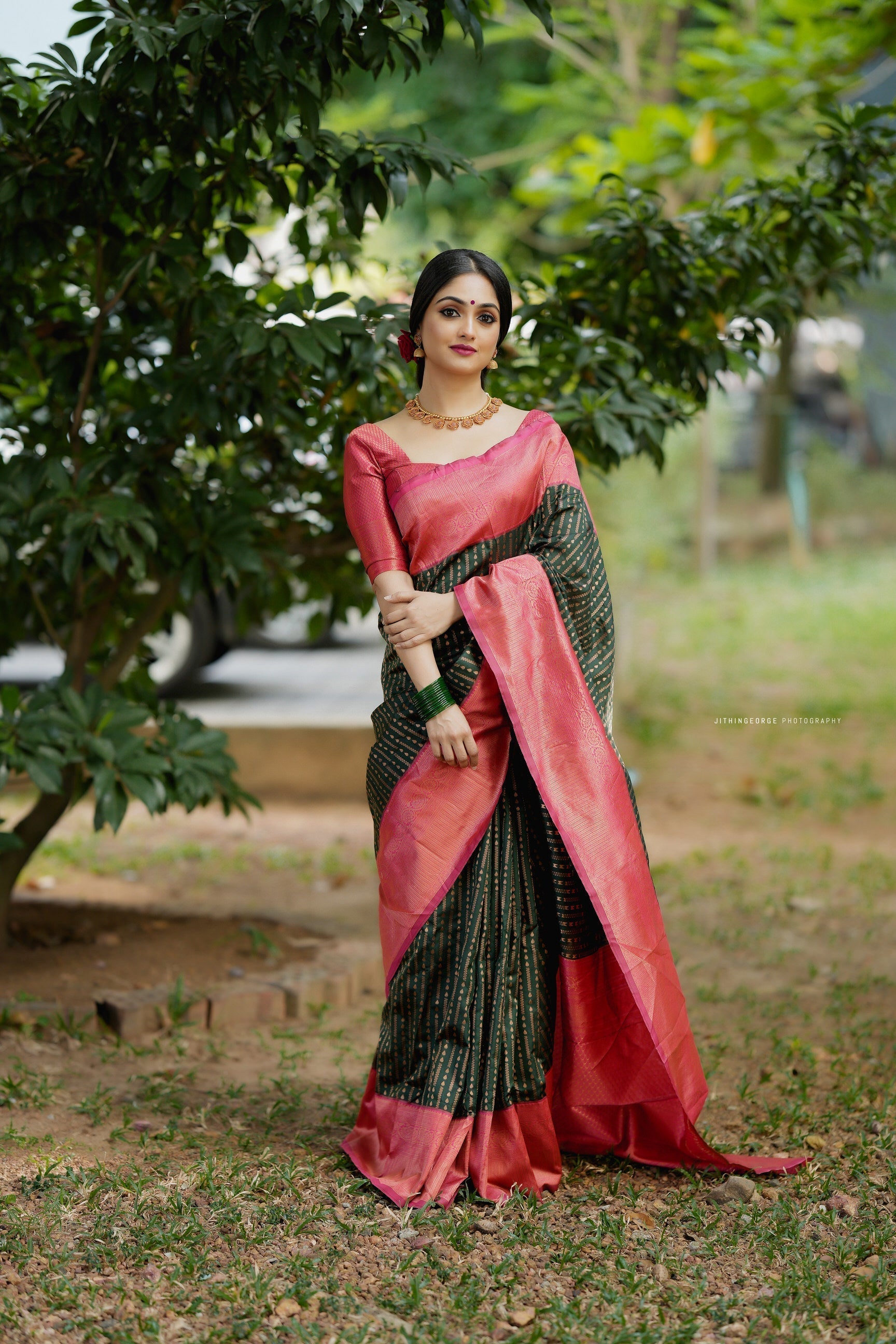 Sensational Green Soft Silk Saree With Energetic Blouse Piece