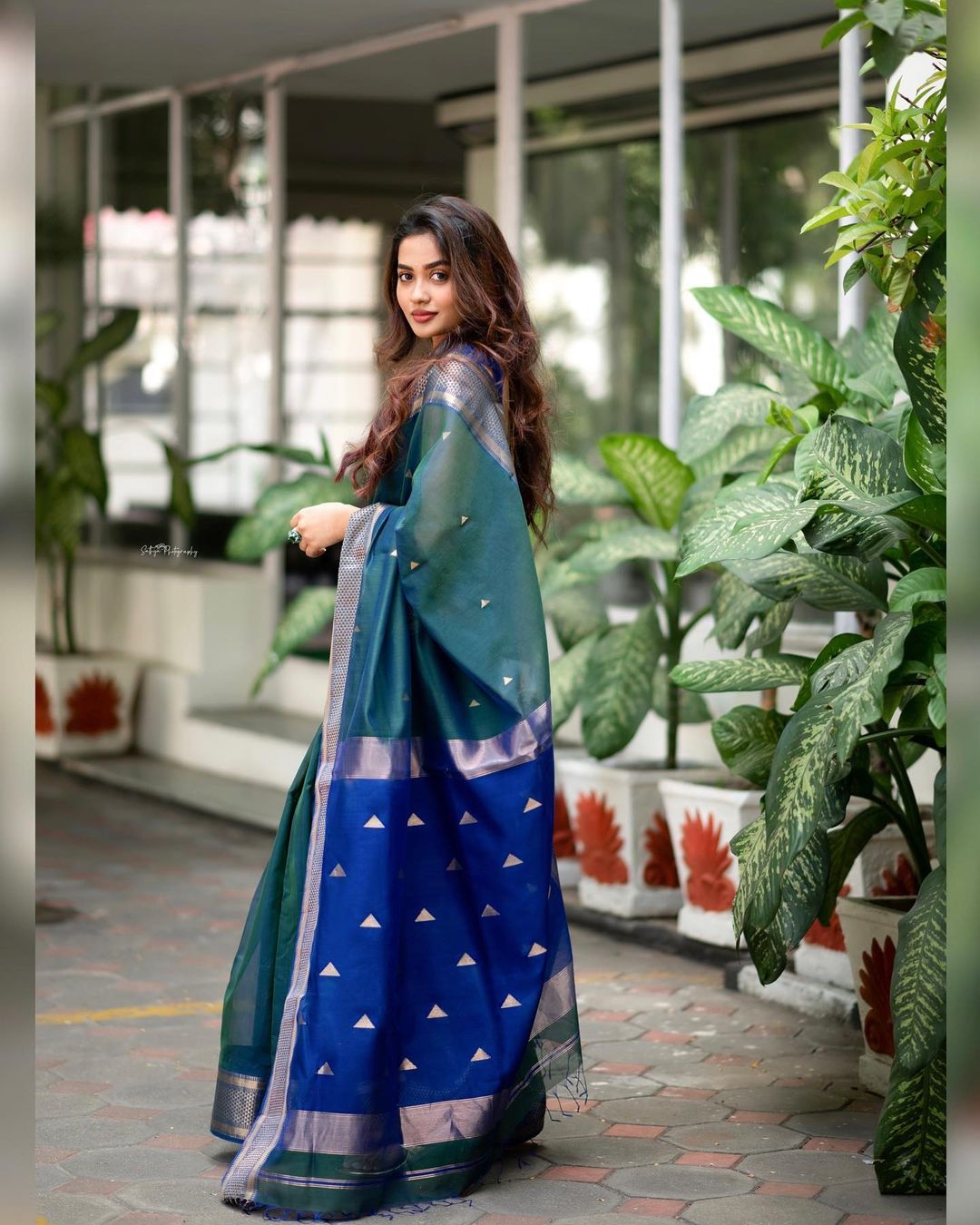 Alluring Rama Soft Silk Saree With Flattering Blouse Piece