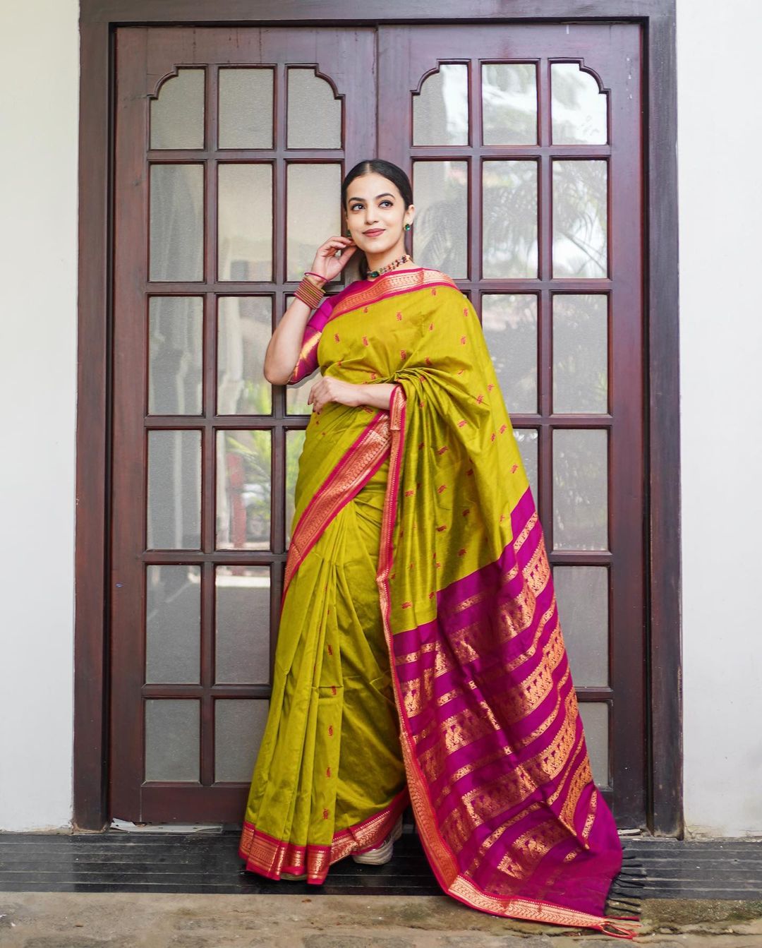 Bewitching Mustard Banarasi Silk Saree With Lovely Blouse Piece