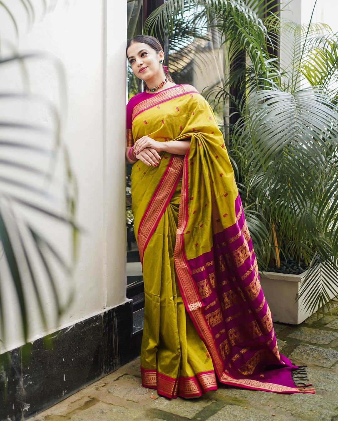 Bewitching Mustard Banarasi Silk Saree With Lovely Blouse Piece