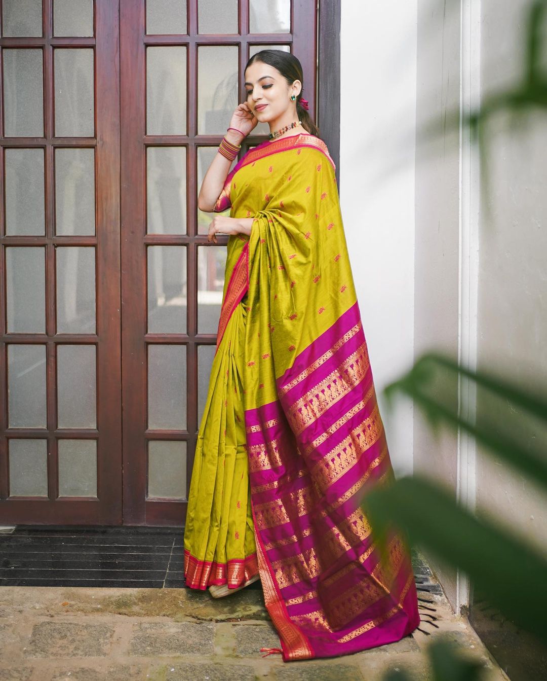 Bewitching Mustard Banarasi Silk Saree With Lovely Blouse Piece