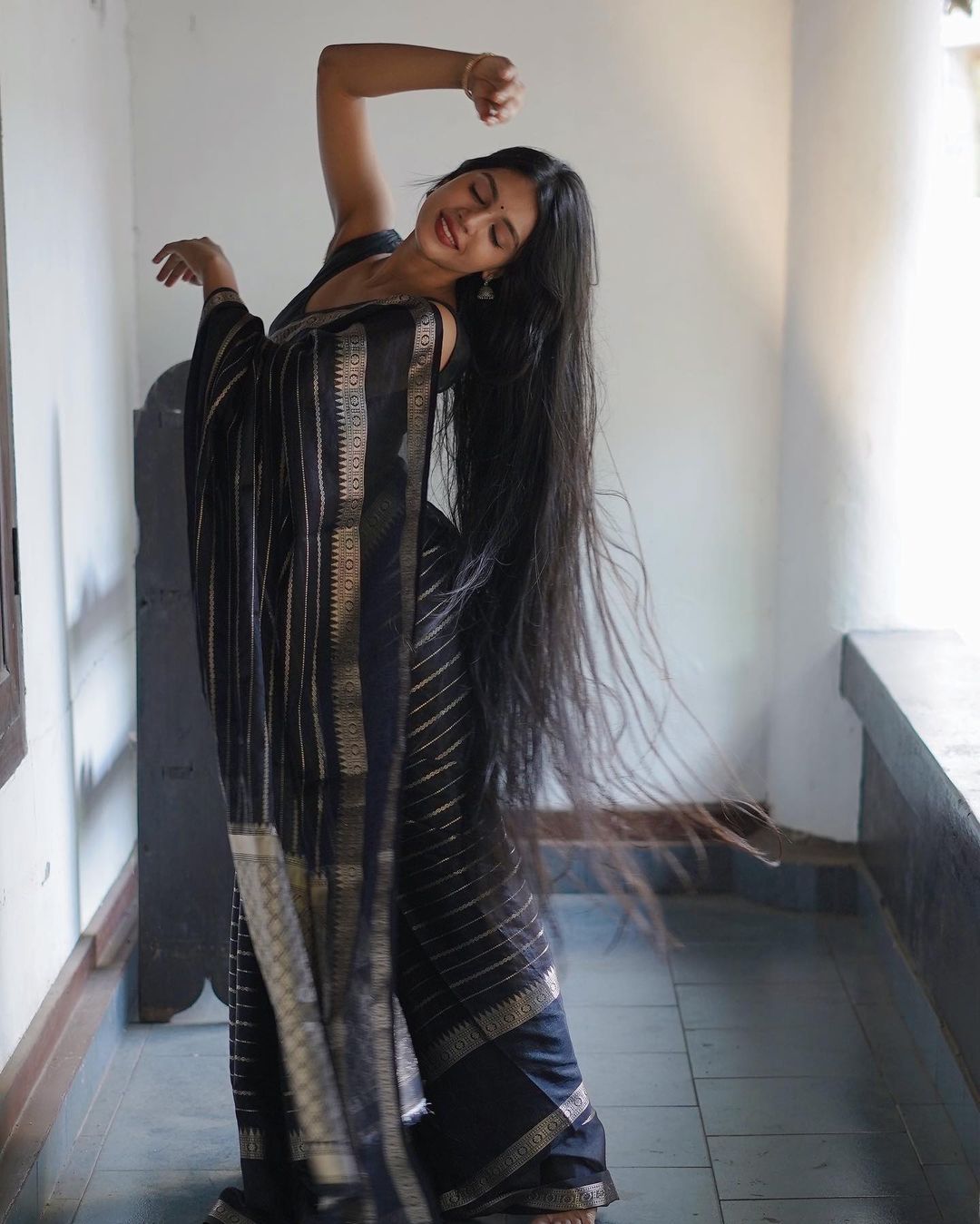 Blissful Black Soft Silk Saree With Ailurophile Blouse Piece