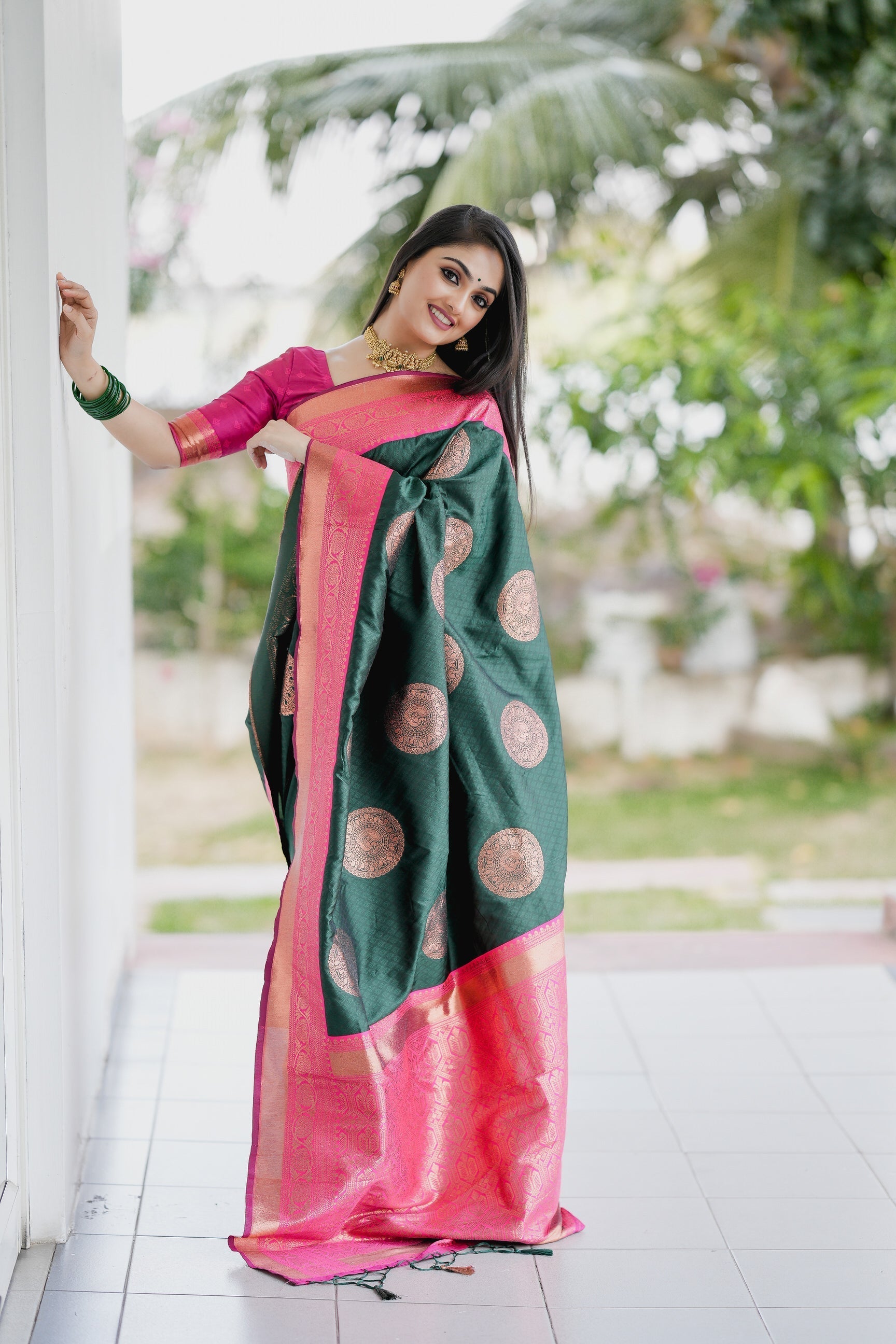 Susurrous Dark Green Soft Soft Banarasi Silk With Ethnic Blouse Piece