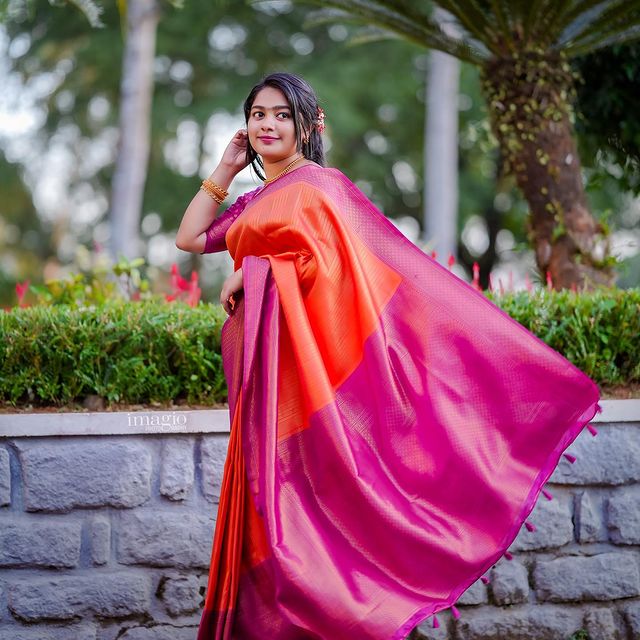 Charming Orange Soft Silk Saree With Luxuriant Blouse Piece