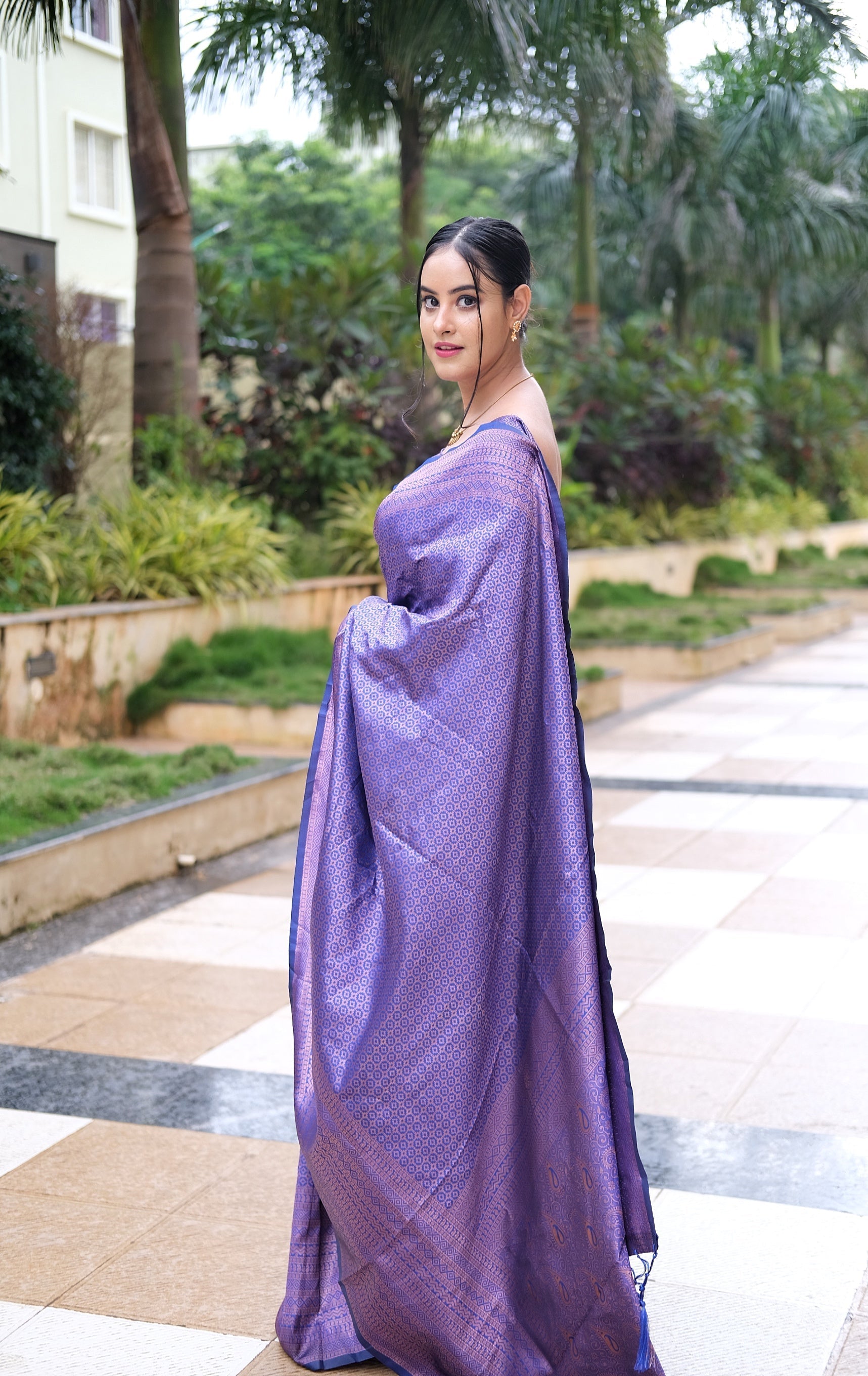 Tremendous Blue Soft Silk Saree With Supernal Blouse Piece