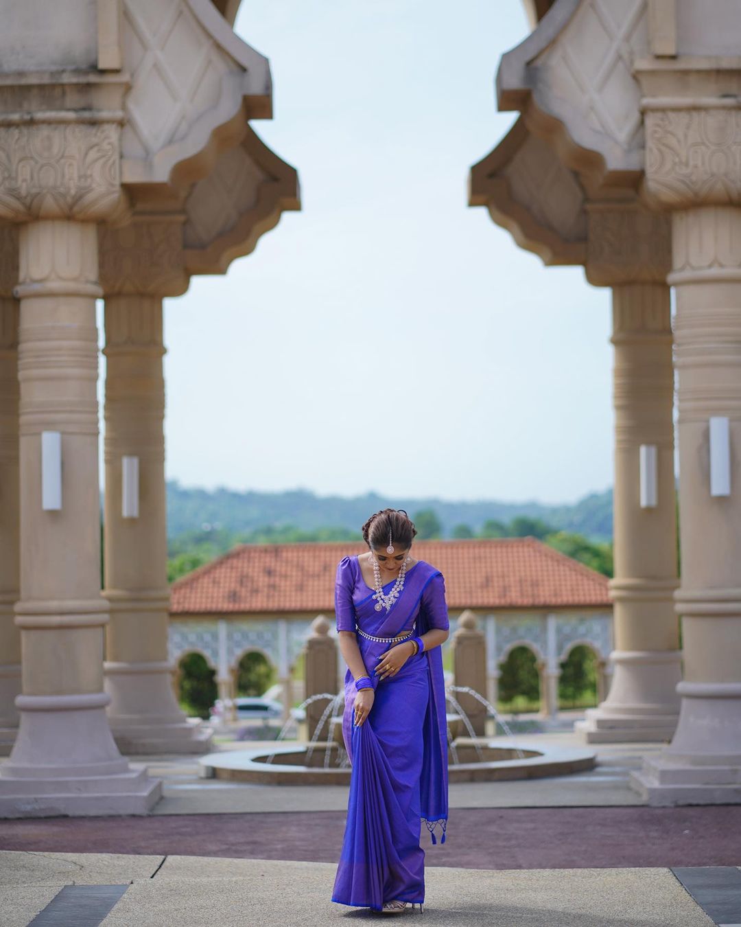 Beautiful Royal Blue Soft Silk Saree With Forbearance Blouse Piece
