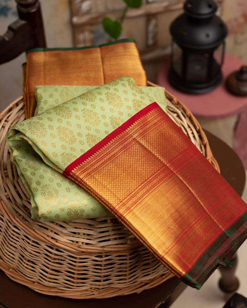 Tasteful Pista Banarasi Silk Saree With Graceful Blouse Piece