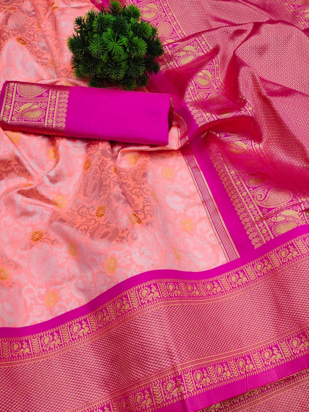 Exceptional Pink Banarasi Silk Saree With Classy Blouse Piece
