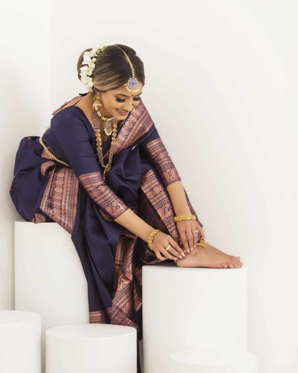 Dazzling Blue Soft Silk Saree With Profuse Blouse Piece