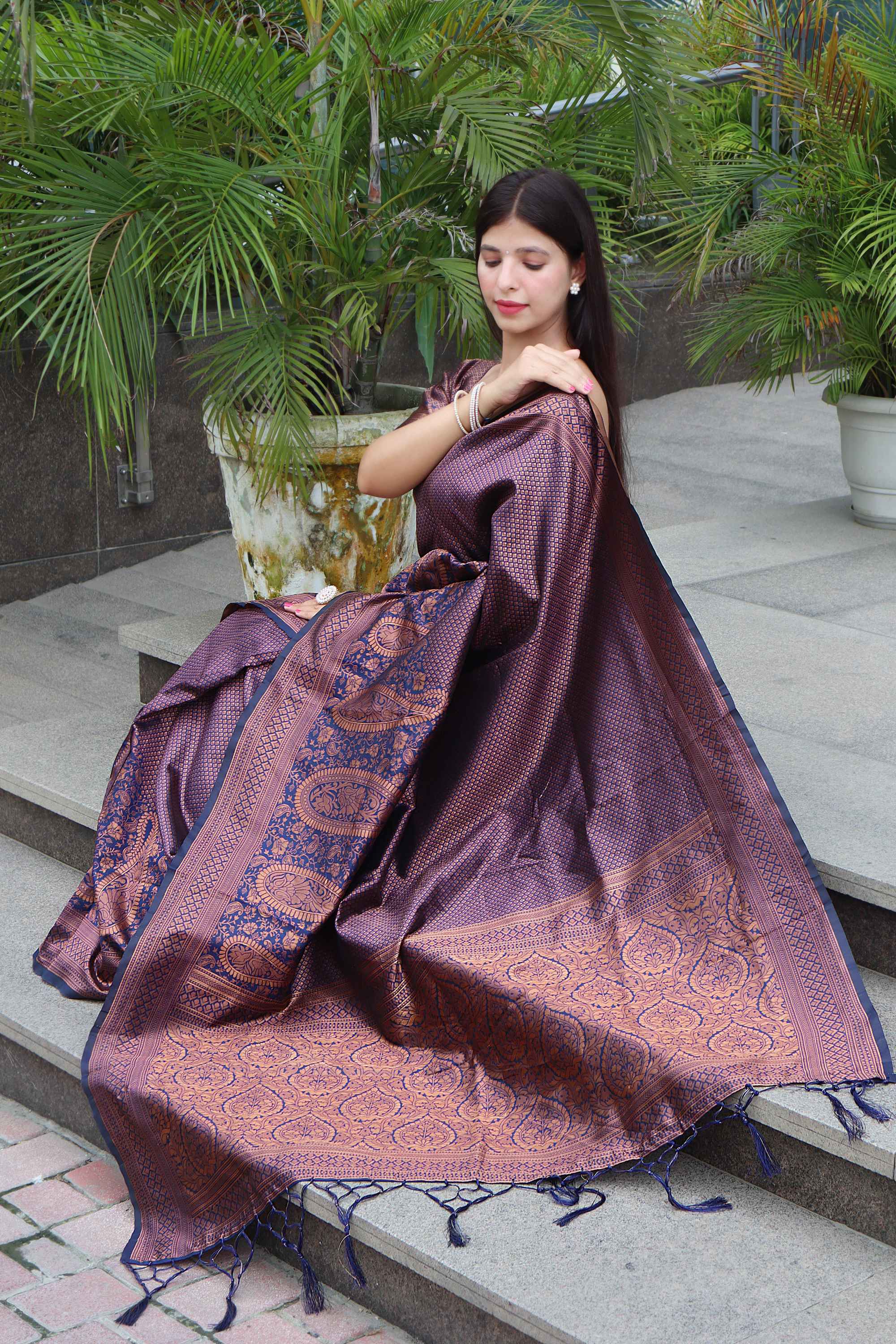 Dazzling Blue Soft Silk Saree With Miraculous Blouse Piece