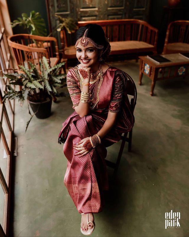 Lassitude Wine Soft Silk Saree With Nemesis Blouse Piece