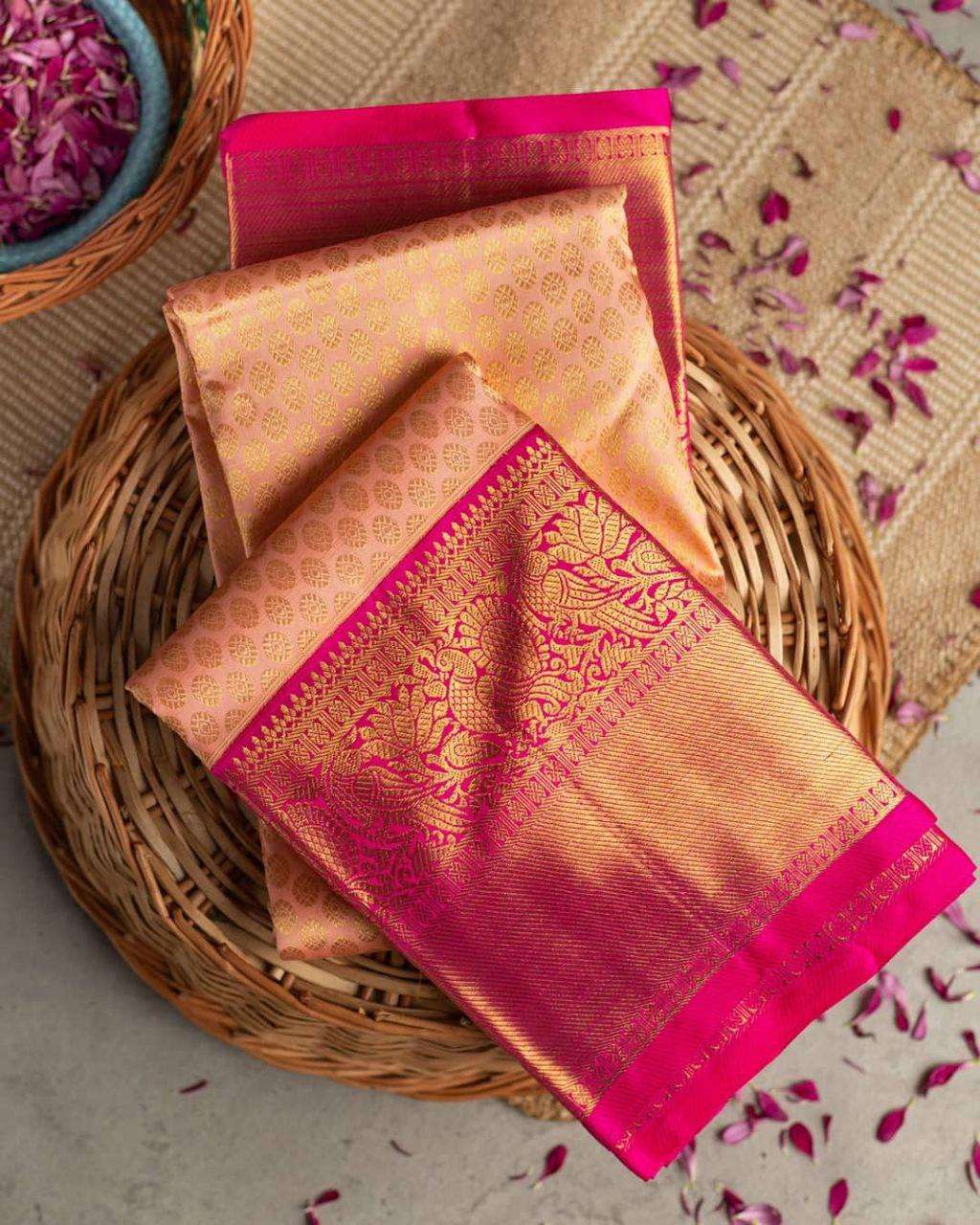Alluring Peace Soft Silk Saree With Outstanding Blouse