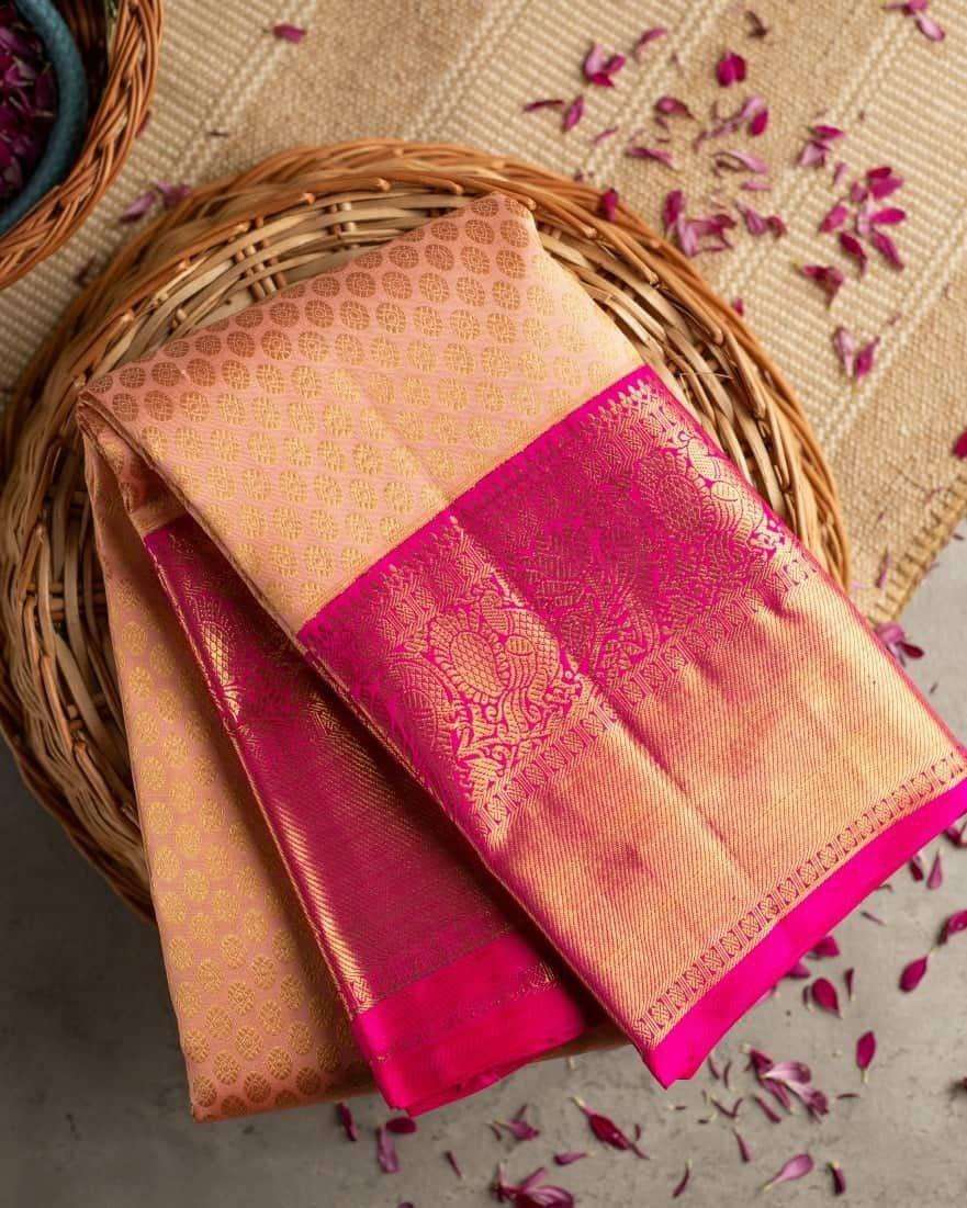 Alluring Peace Soft Silk Saree With Outstanding Blouse