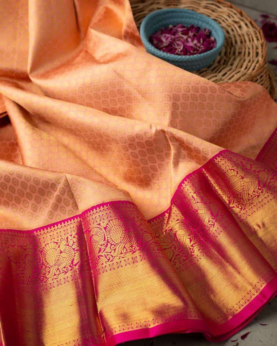 Alluring Peace Soft Silk Saree With Outstanding Blouse