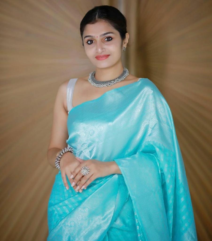 Elegant Firozi Soft Silk Saree With Outstanding Blouse