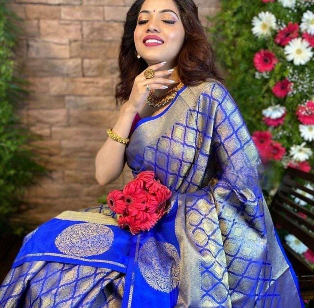 Magnificent Blue Soft Silk Saree With Sensational Blouse Piece