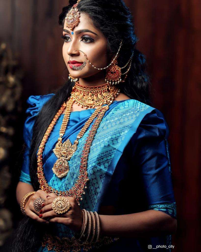 Handsome Blue Soft Silk Saree With Ethnic Blouse Piece