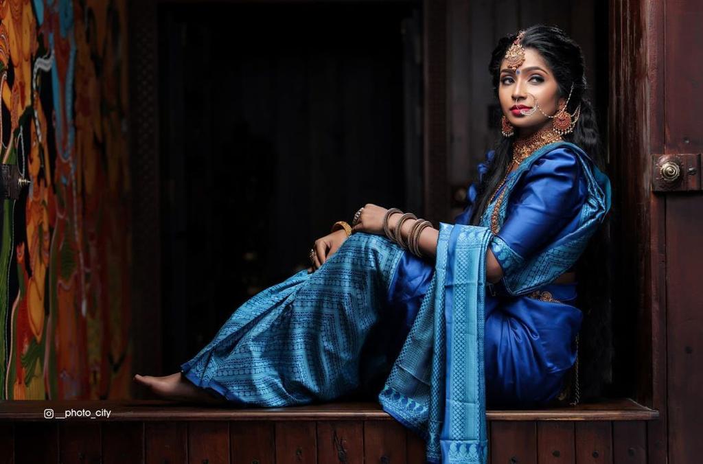 Handsome Blue Soft Silk Saree With Ethnic Blouse Piece