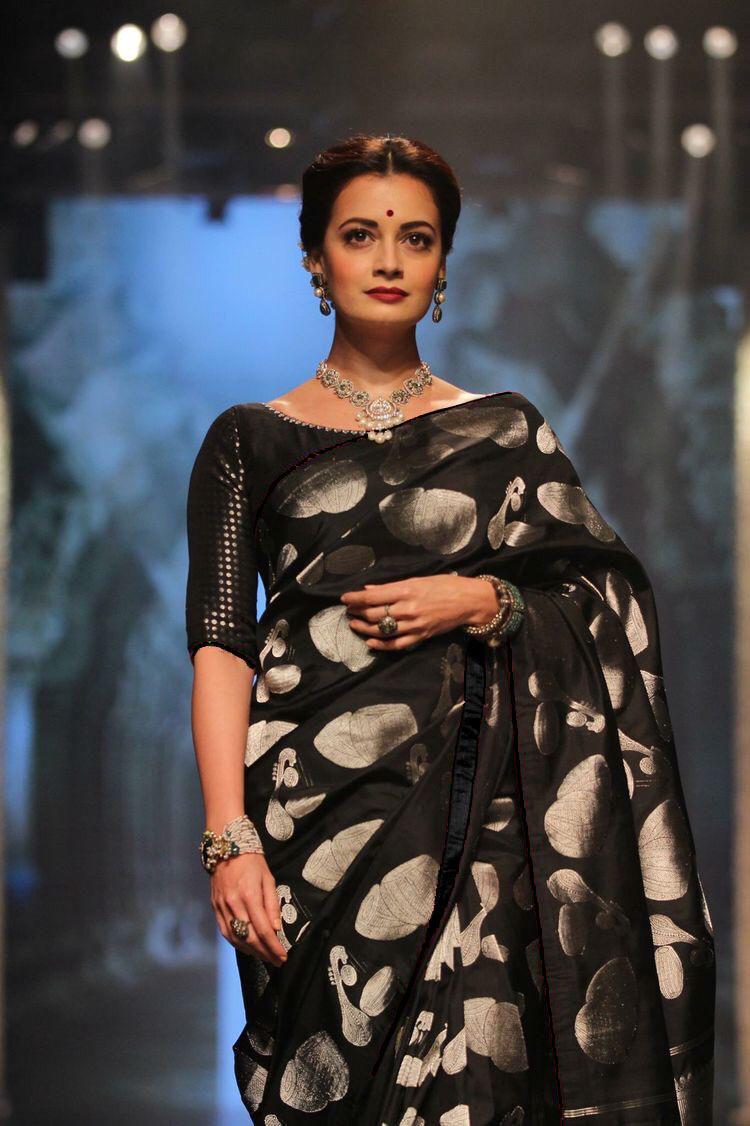 Enchanting Black Cotton Silk Saree With Lovely Blouse Piece