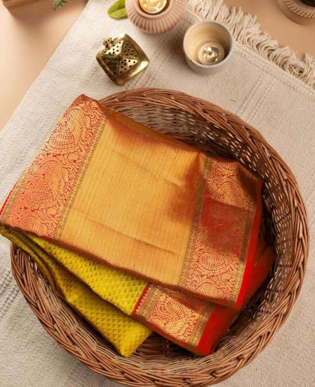Fetching Yellow Soft Silk Saree With Artistic Blouse Piece
