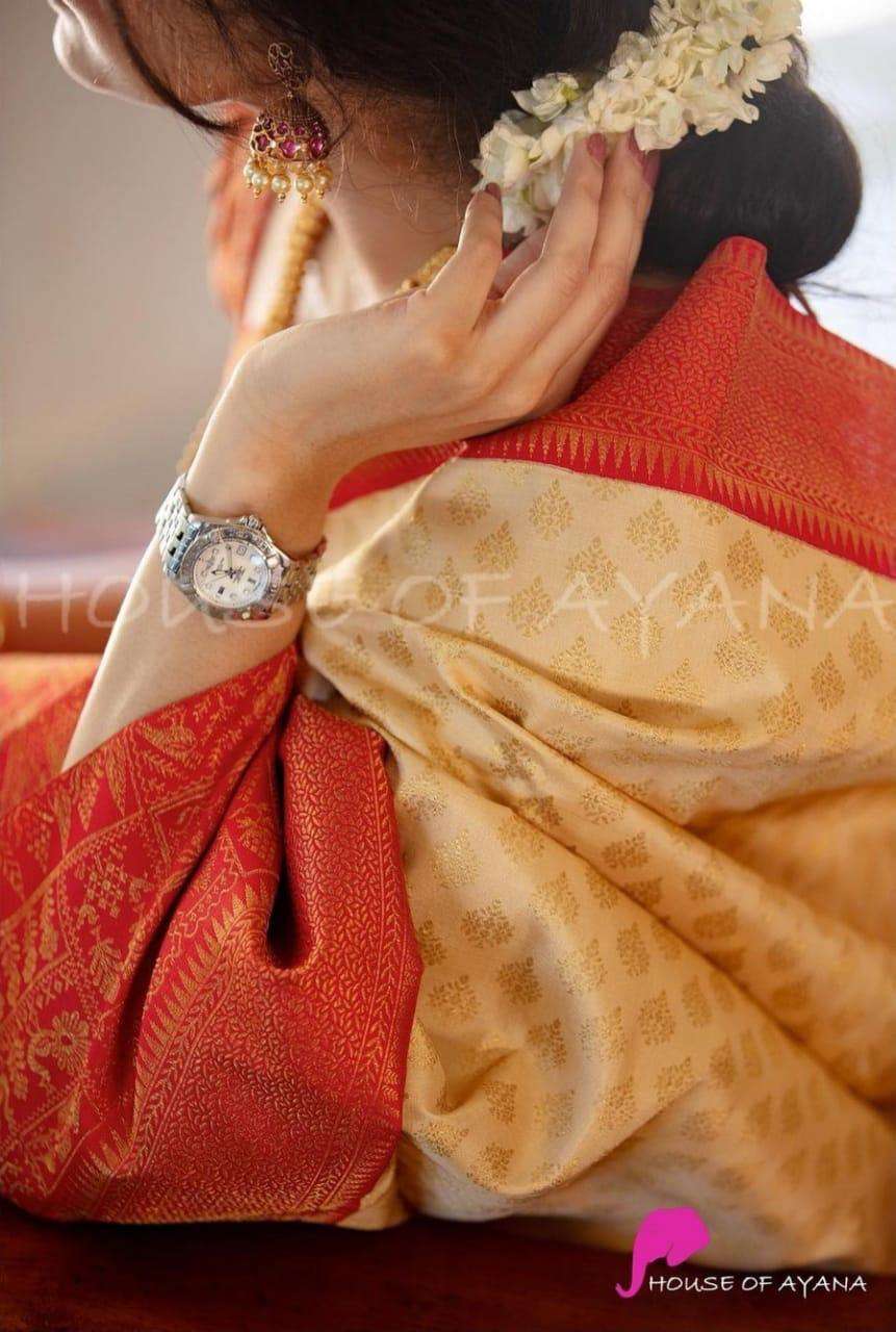 Trendy Beige Banarasi Silk Saree With Enchanting Blouse Piece