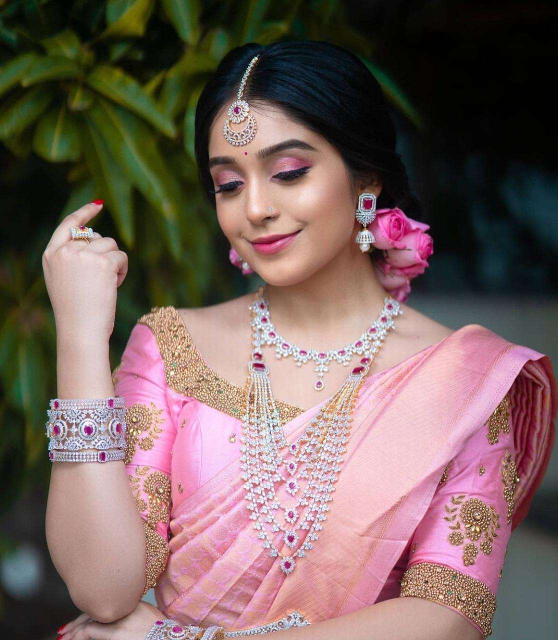 Innovative Pink Banarasi Silk Saree With Dazzling Blouse Piece