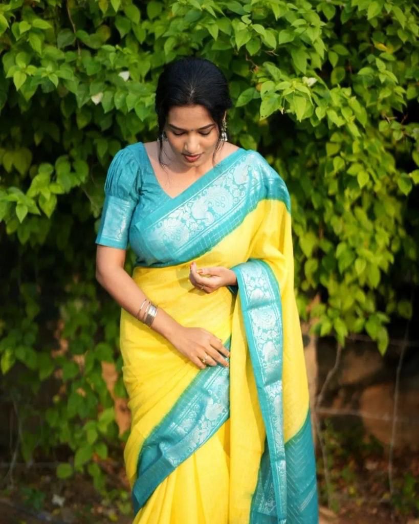 Ebullience Yellow Banarasi Silk Saree With Trendy Blouse Piece