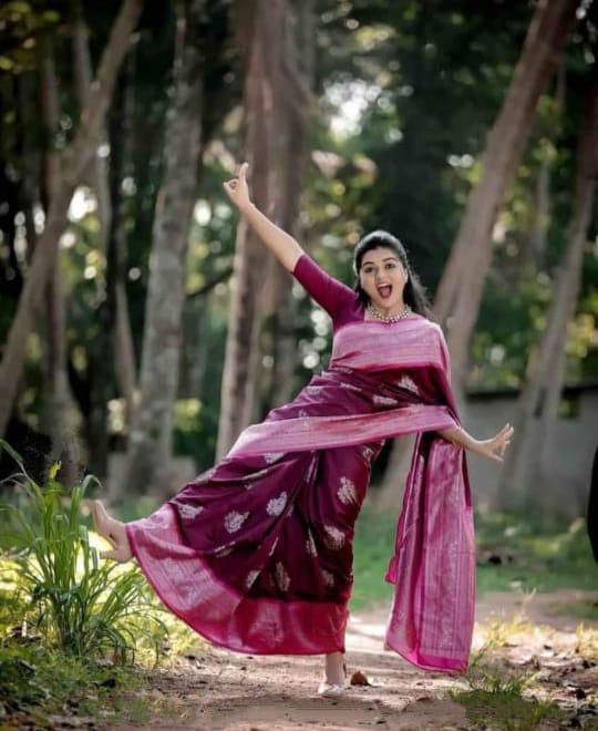 Enchanting Purple Soft Silk Saree With Ethnic Blouse Piece