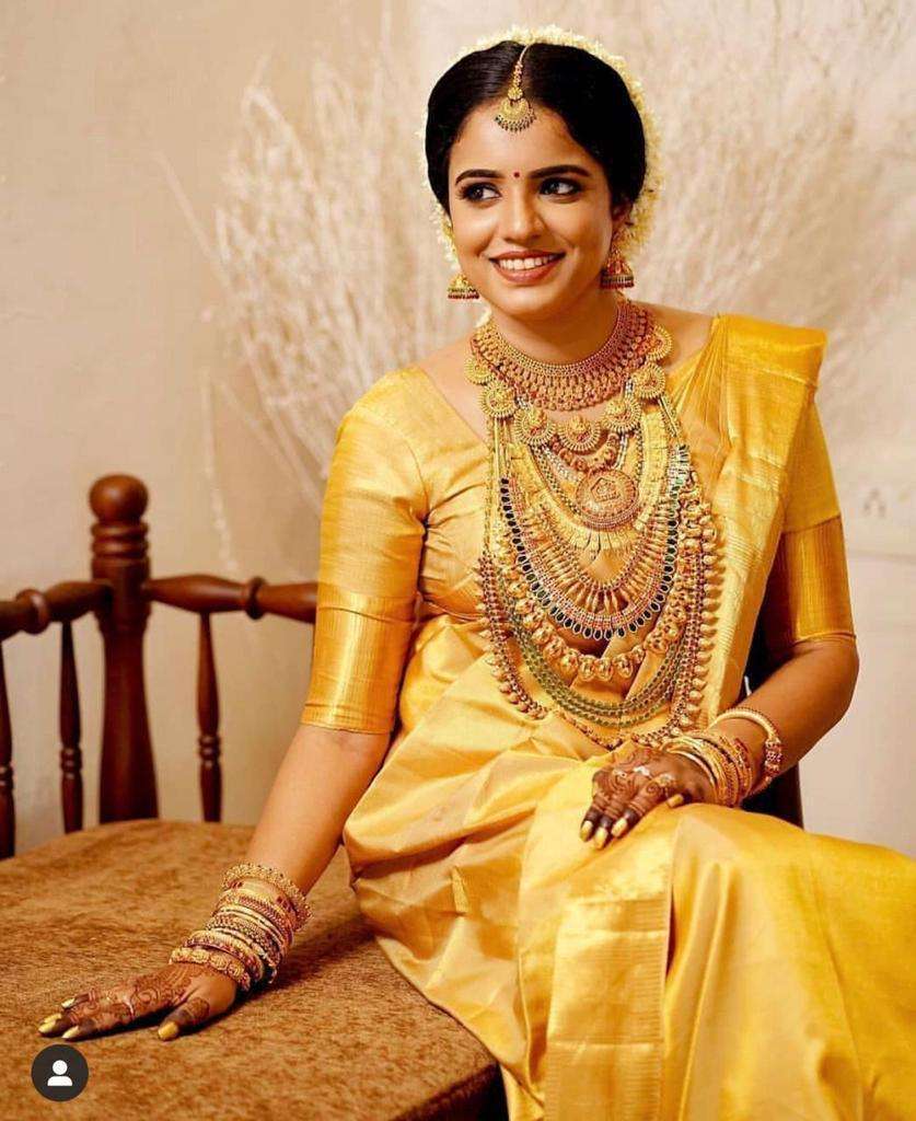 Amazing Yellow Banarasi Silk Saree With perfect Blouse Piece