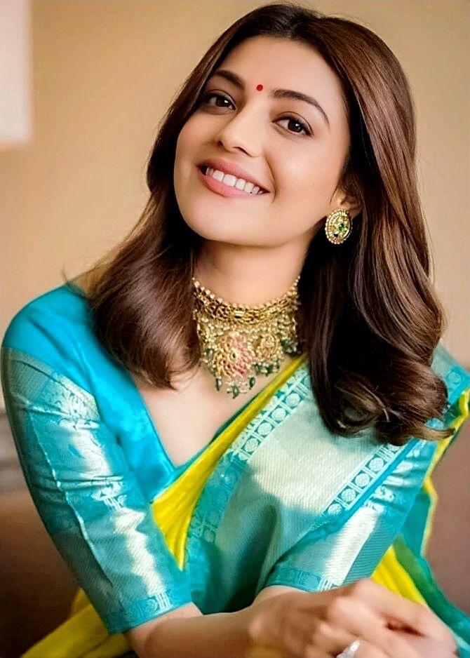 Pretty Yellow Banarasi Silk Saree With Glamorous Blouse Piece