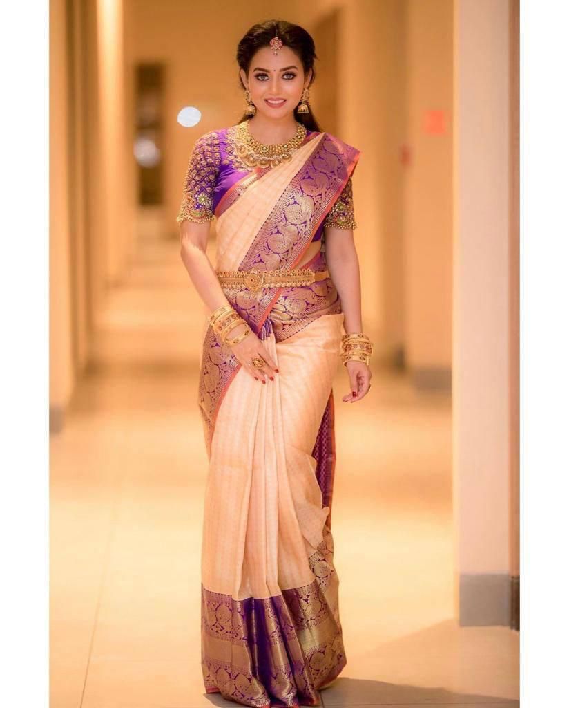 Angelic Peach Soft Silk Saree With Supernal Blouse Piece