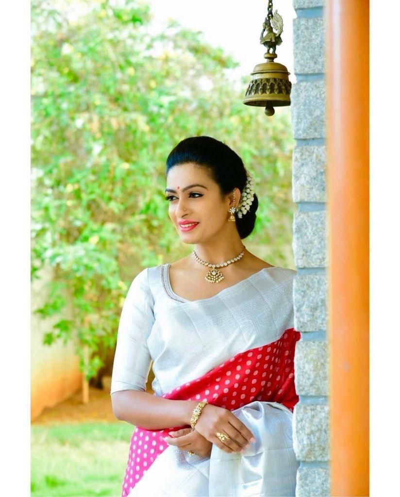 Precious Pink Soft Silk Saree With Lissome Blouse Piece