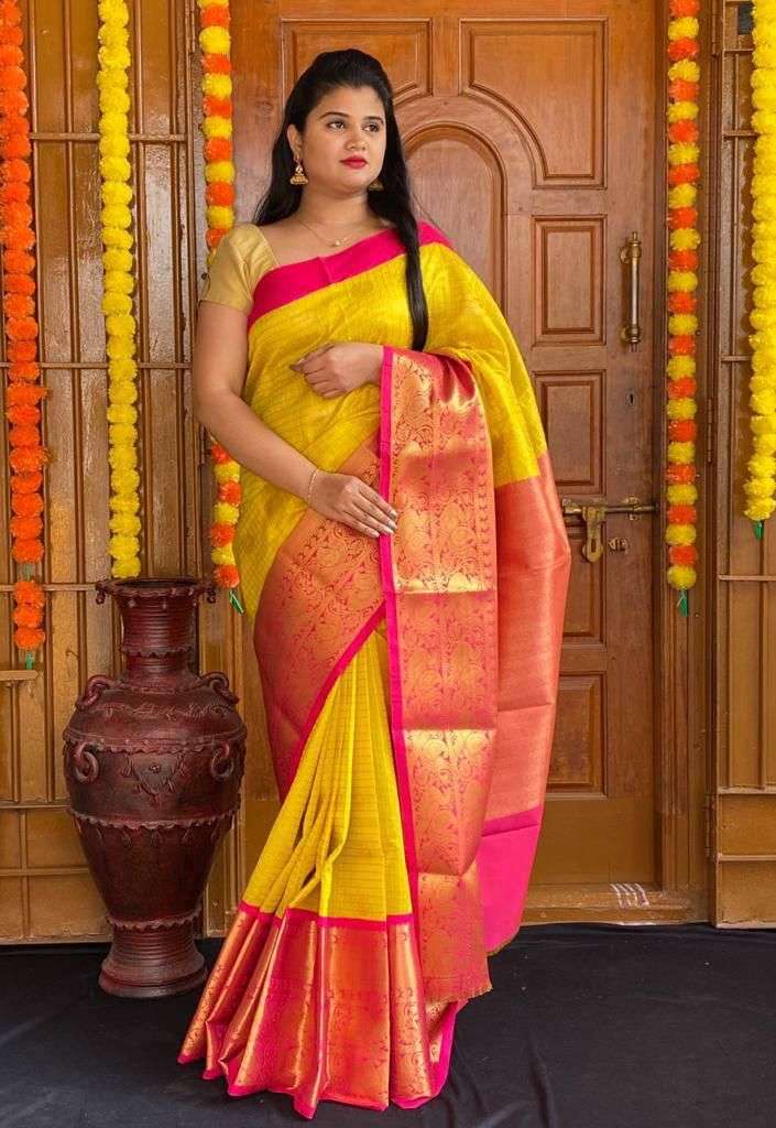 Appealing Yellow Soft Silk Saree With Fantabulous Blouse Piece