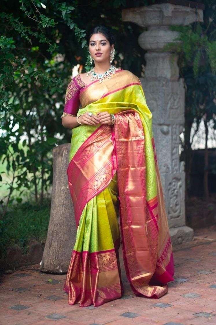 Trendy Light Green Banarasi Silk Saree With Exceptional Blouse Piece