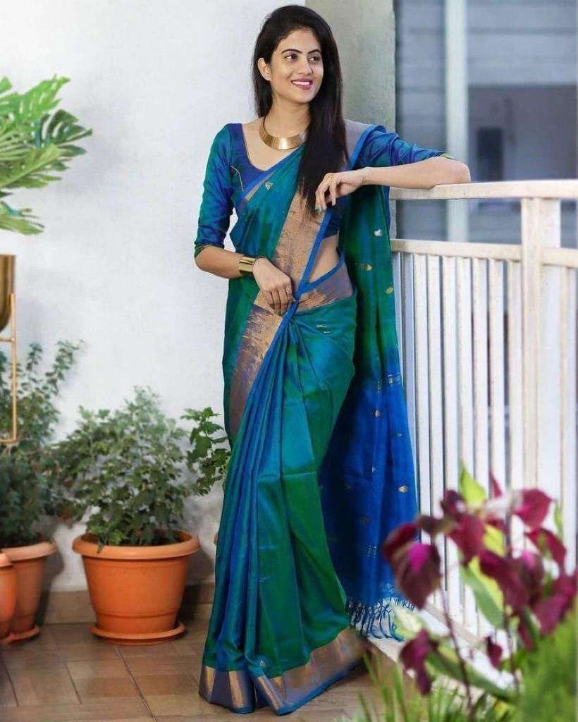 Striking Rama Soft Silk Saree With Profuse Blouse Piece