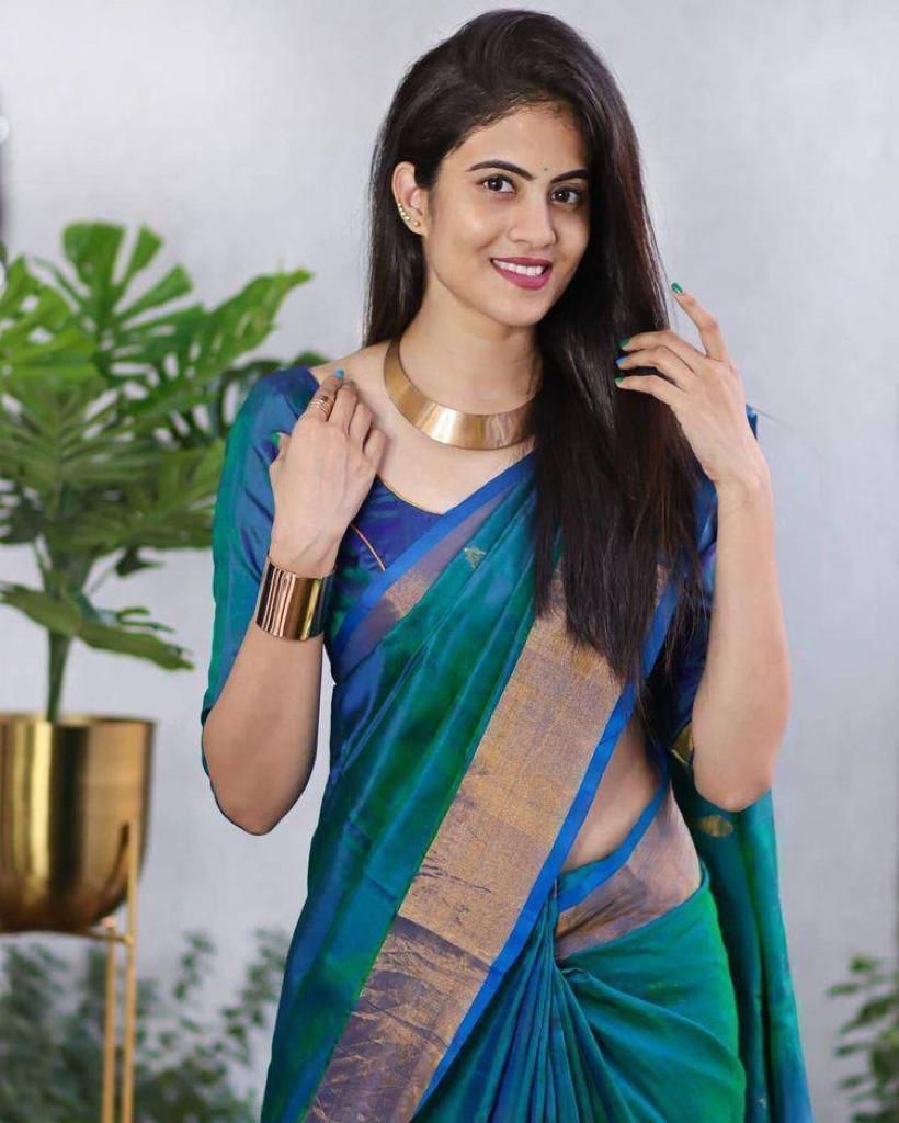 Striking Rama Soft Silk Saree With Profuse Blouse Piece