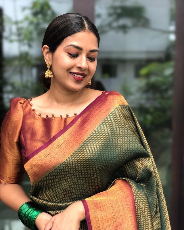 Palatial Green Soft Silk Saree With Unique Blouse Piece