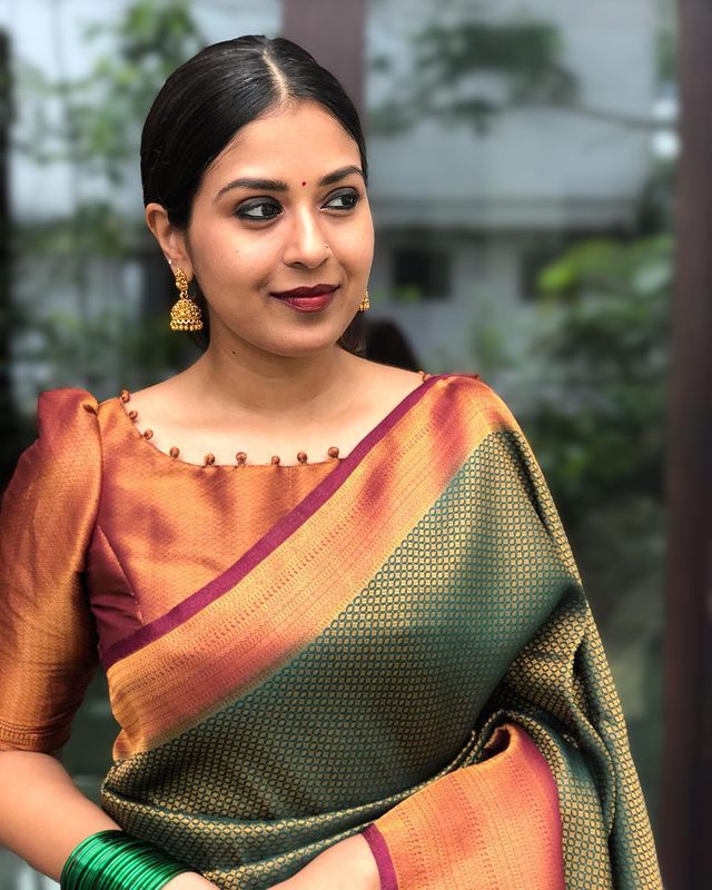 Palatial Green Soft Silk Saree With Unique Blouse Piece