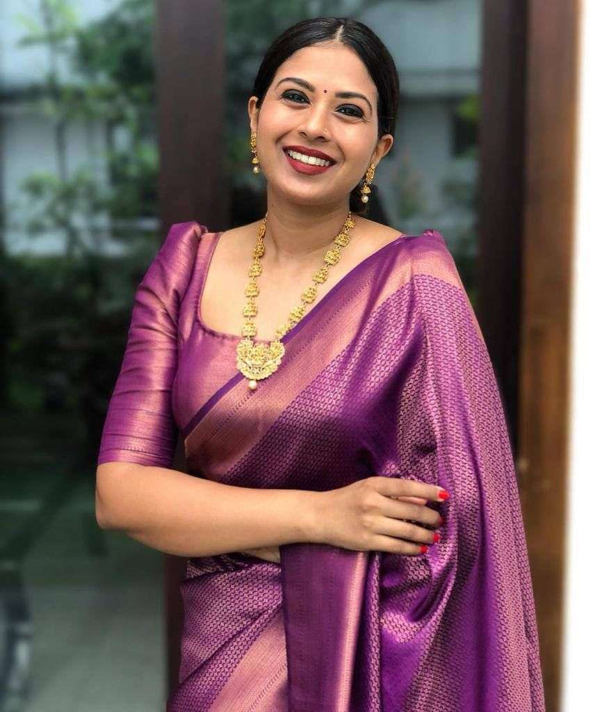 Sumptuous Purple Soft Silk Saree With Effervescent Blouse Piece