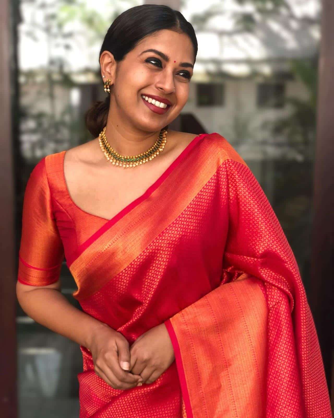 Deluxe Pink Soft Silk Saree With Nemesis Blouse Piece